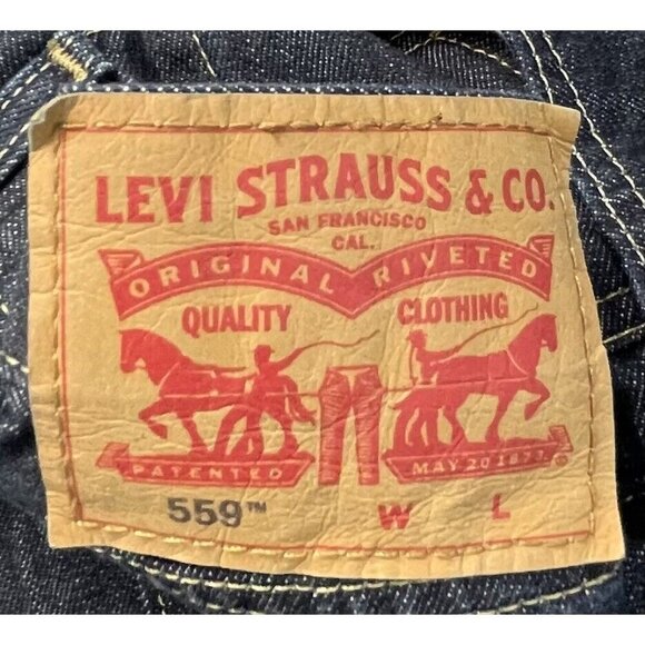 LEVI'S Mens 48x42 Dark Wash 559 Relaxed Straight Fit Red Tab Classic JEANS EUC - Picture 4 of 7